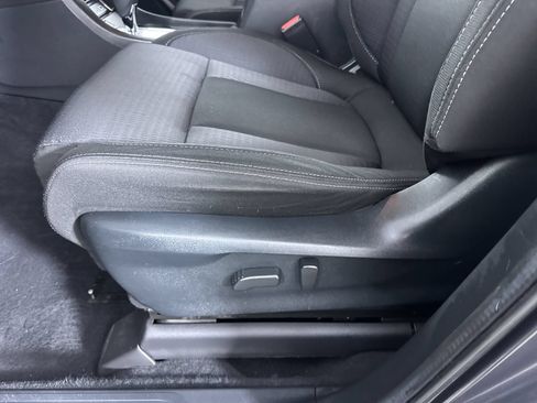 Used 2023 Subaru Ascent Premium w/ Convenience Package AWD/4WD image 13