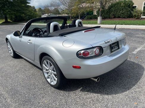 Used 2006 MAZDA MX-5 Miata Sport image 4