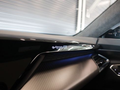 New 2026 Audi S e-tron GT Prestige image 23