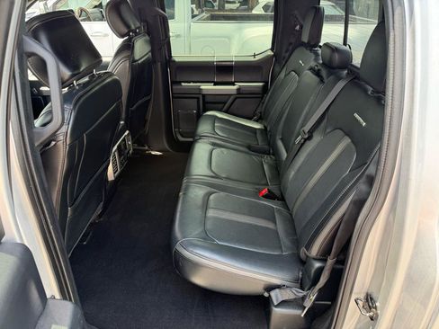 Used 2019 Ford F150 Platinum w/ Equipment Group 701A Luxury AWD/4WD image 6