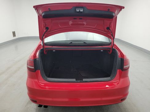 Used 2016 Volkswagen Jetta Sport FWD image 29