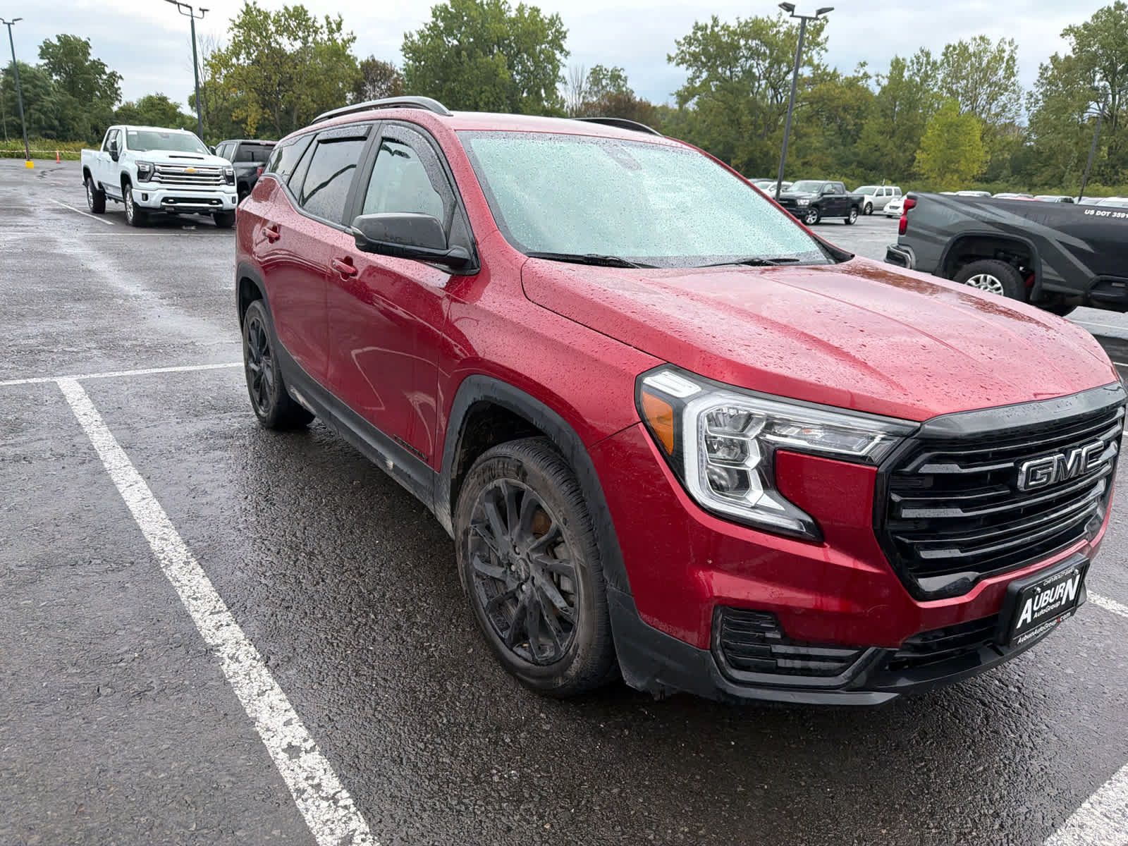 Used 2023 GMC Terrain SLE w/ Driver Convenience Package AWD/4WD image 19