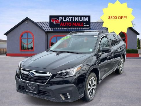 Used 2022 Subaru Outback Premium AWD/4WD image 3