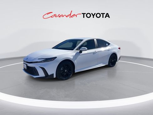Certified 2026 Toyota Camry SE image 4