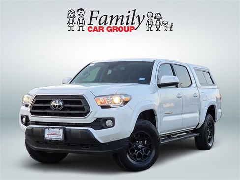 Used 2022 Toyota Tacoma SR5 image 1