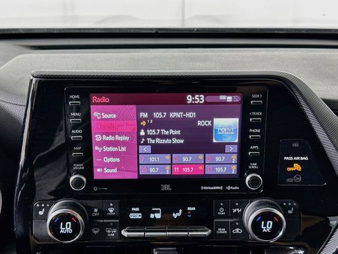 Used 2021 Toyota Highlander XSE AWD/4WD image 21
