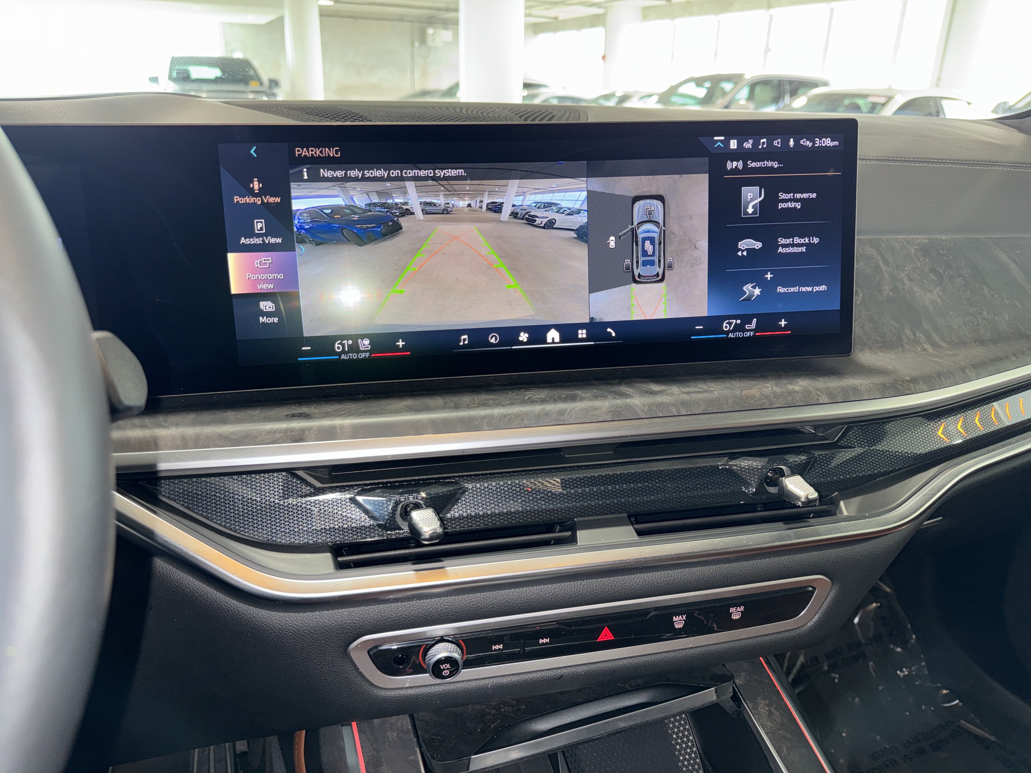 Certified 2026 BMW X7 xDrive40i w/ M Sport Package AWD/4WD image 29