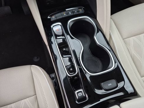 Used 2023 Buick Envision Avenir FWD image 30