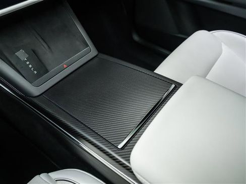 Used 2022 Tesla Model X Plaid image 32