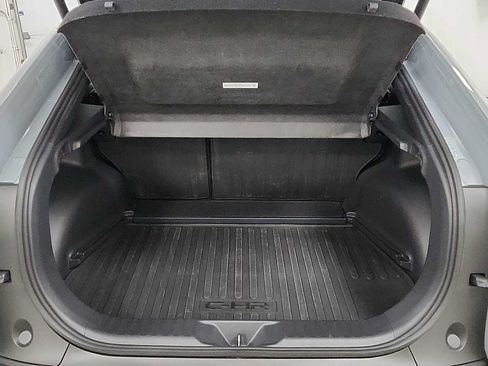 Certified 2026 Toyota C-HR AWD/4WD image 27