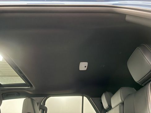 Used 2025 Toyota 4Runner Limited w/ Tow Technology Package image 10