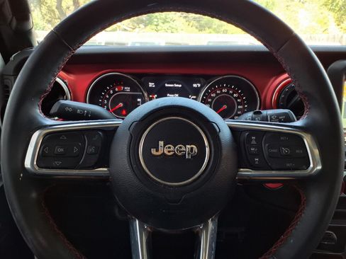 Used 2021 Jeep Wrangler Rubicon AWD/4WD image 27