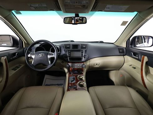 Used 2013 Toyota Highlander Limited image 29