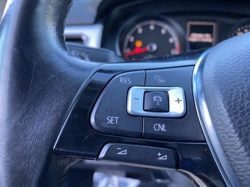 Used 2018 Volkswagen Atlas SEL image 21