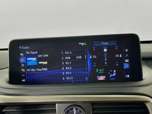 Used 2022 Lexus RX 450hL Luxury w/ Cold Area Package (CK) AWD/4WD image 15