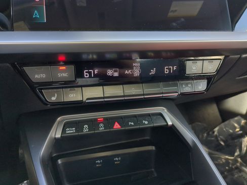 Used 2023 Audi A3 2.0T Premium w/ Convenience Package image 28