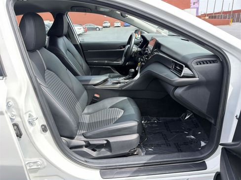 Used 2024 Toyota Camry SE w/ Blackout Package (TMS) FWD image 15