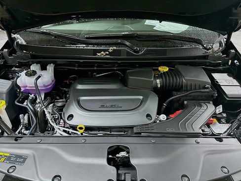 New 2026 Chrysler Pacifica Select image 30