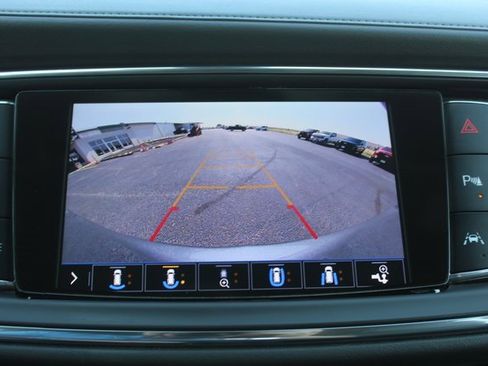 Used 2020 Buick Enclave Avenir w/ Avenir Technology Package image 36