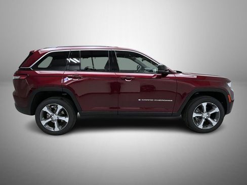 New 2026 Jeep Grand Cherokee Limited AWD/4WD image 4