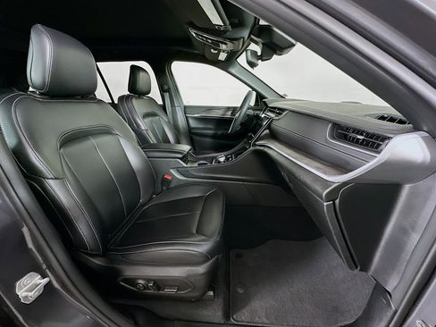 Used 2024 Jeep Grand Cherokee Limited 4xe image 33