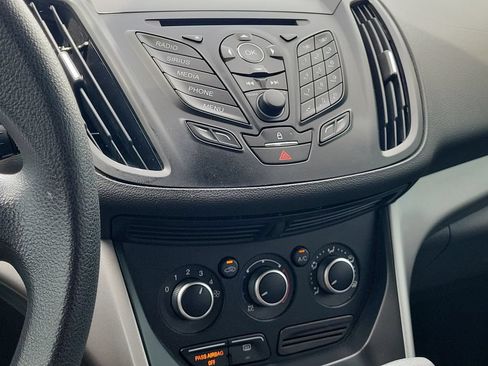 Used 2016 Ford Escape SE FWD image 29