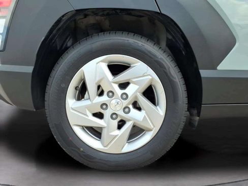 Used 2024 Hyundai Kona SE FWD image 20