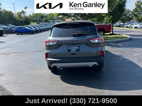 Used 2022 Ford Escape SEL AWD/4WD image 6