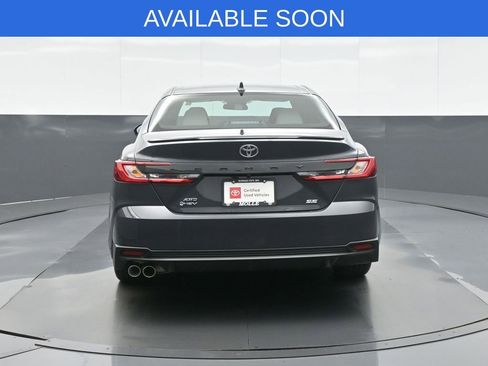 Used 2026 Toyota Camry SE AWD/4WD image 6