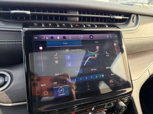 Used 2022 Jeep Grand Cherokee L Limited image 30