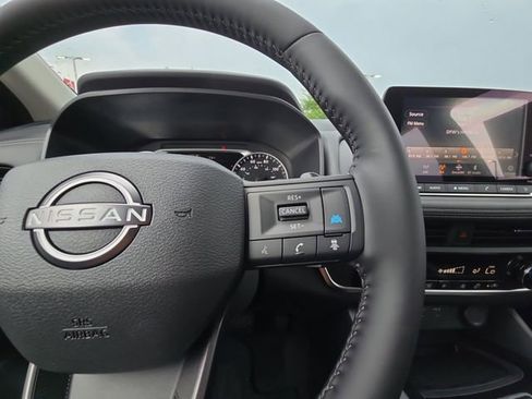 New 2026 Nissan Rogue SV FWD image 12
