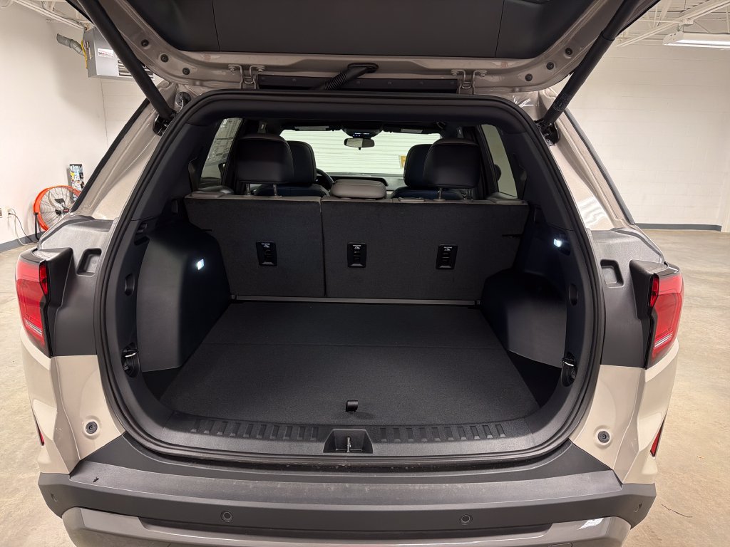New 2027 GMC Terrain Elevation w/ Elevation Premium Package FWD image 19