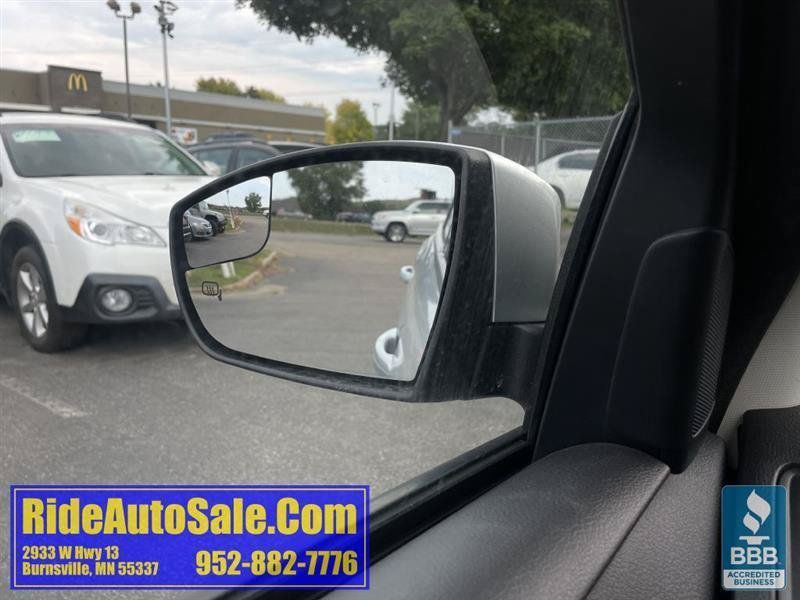 Used 2013 Ford Focus SE w/ SE Winter Pkg FWD image 34