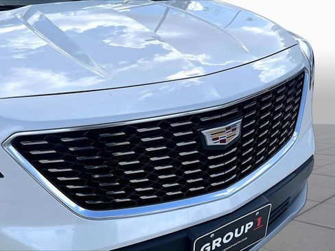 Used 2023 Cadillac XT4 Premium Luxury FWD image 28