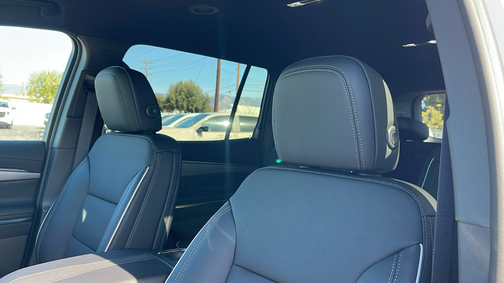 New 2026 Buick Enclave Preferred w/ Power Package FWD image 10