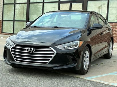 Used 2017 Hyundai Elantra SE w/ Cargo Package