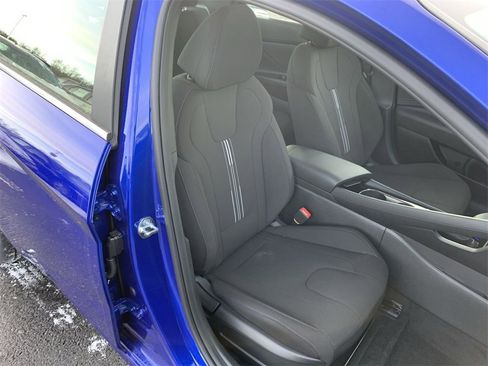 New 2026 Hyundai Elantra SEL Sport image 25
