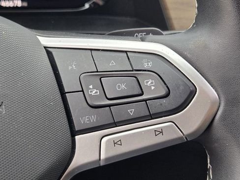 Used 2024 Volkswagen Atlas SE FWD image 28
