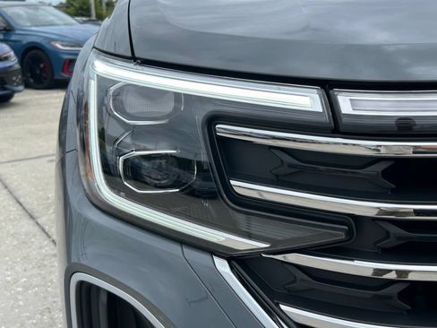 New 2026 Volkswagen Atlas SE FWD image 38