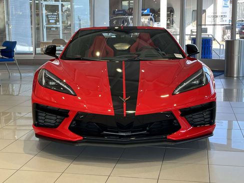 Used 2023 Chevrolet Corvette Stingray Preferred Conv w/ 2LT RWD image 2