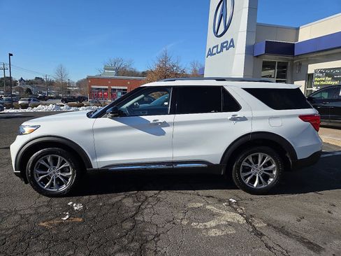 Used 2022 Ford Explorer Limited w/ Equipment Group 301A image 8