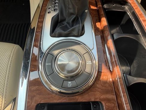 Used 2018 INFINITI QX80 2WD w/ Driver Assistance Package image 21