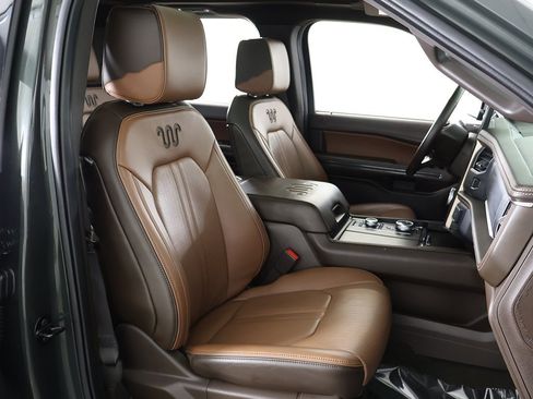 Used 2023 Ford Expedition King Ranch image 39
