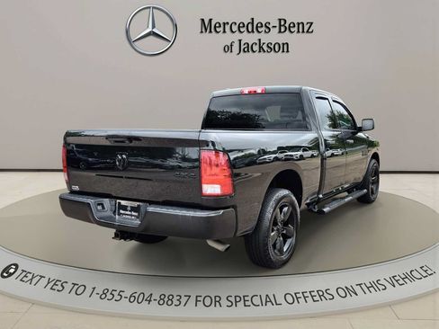 Used 2018 RAM 1500 Express w/ Black Ram 1500 Express Group AWD/4WD image 8