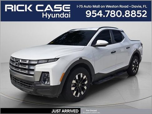 Used 2025 Hyundai Santa Cruz SEL FWD image 1