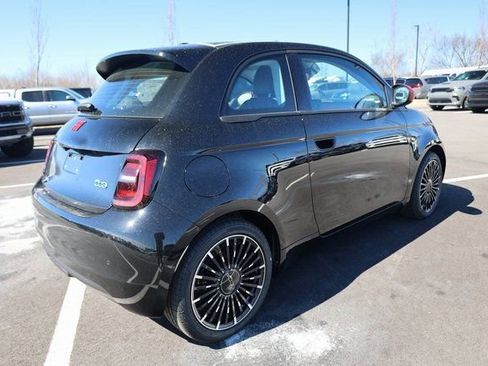 New 2024 FIAT 500 e (RED) image 8