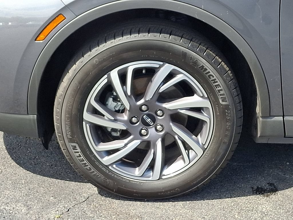 Certified 2023 Lincoln Corsair AWD w/ Equipment Group 101A image 8