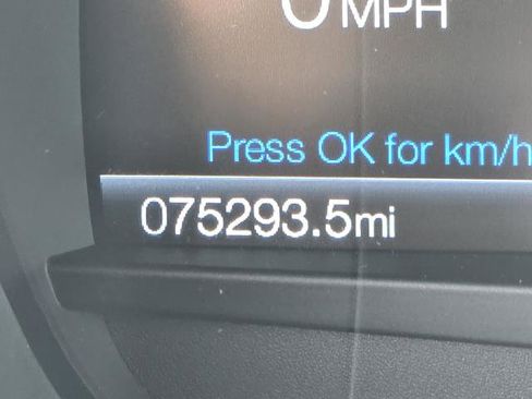 Used 2019 Ford Fusion SE FWD image 17