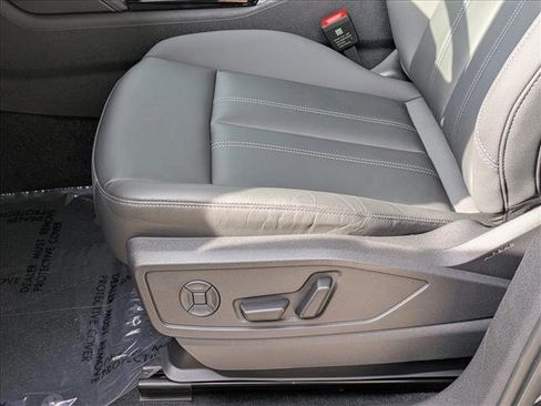 New 2025 Audi Q5 Premium image 4