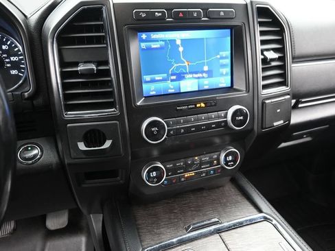 Used 2021 Ford Expedition Limited AWD/4WD image 22